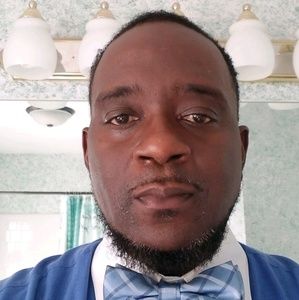 Meet your Posher, Troy